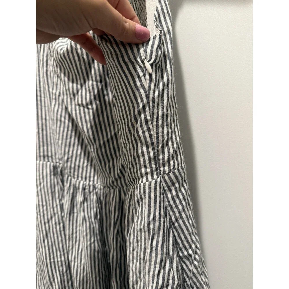 Gray & White Pinstripe Dress Size Medium Seersucker Ruffled Straps Ruched Back - Picture 3 of 9